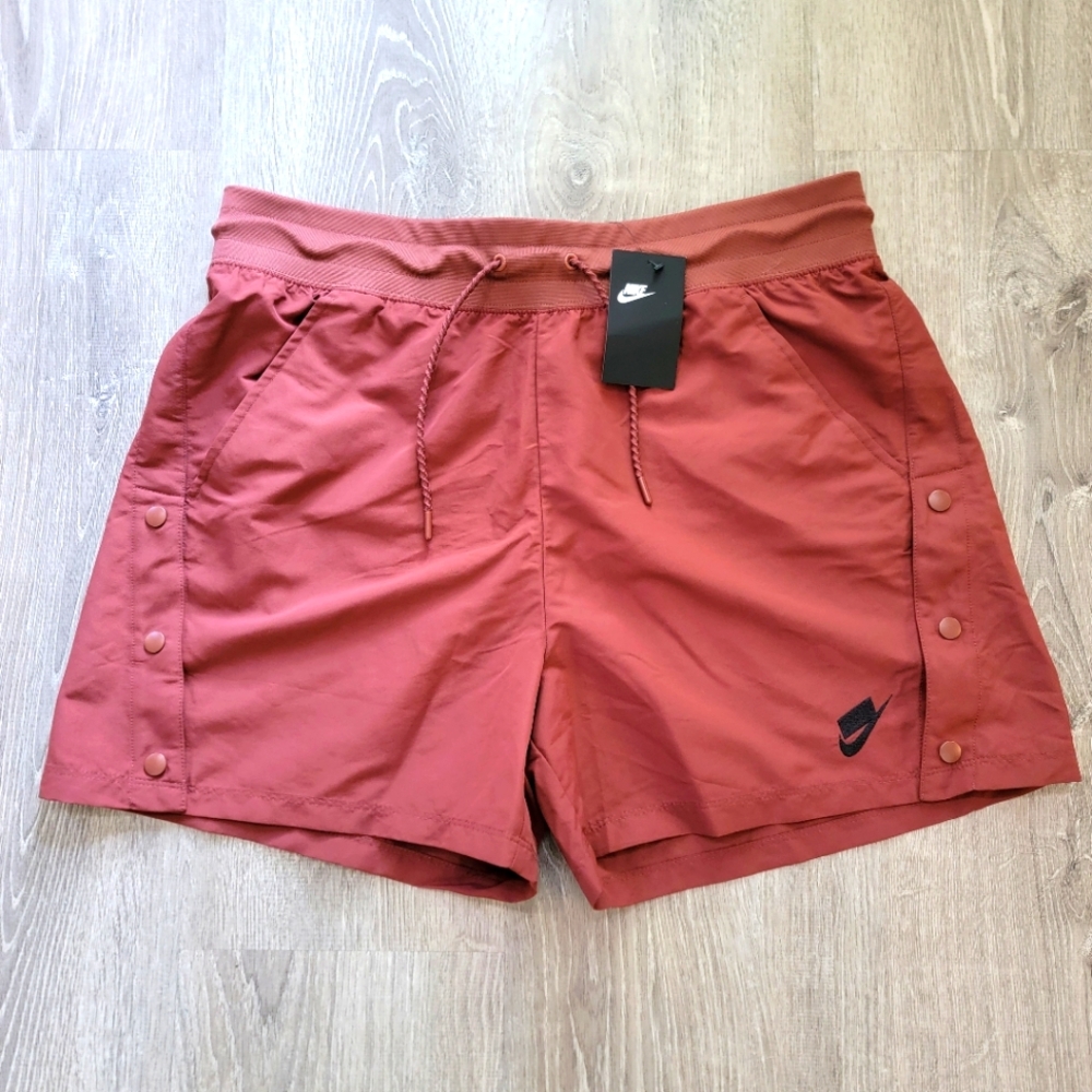 BRAND NEW Nike Dri-Fit High-Rise NSW Active Shorts Women's Size XL